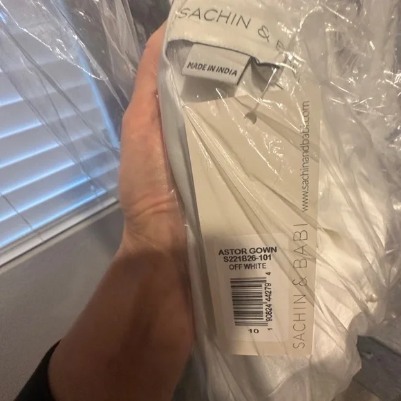 Sachin & Babi Astor Ivory Pearl Embellished Formal Gown| Size 10 - Picture 7 of 10